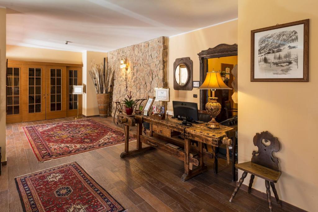 Du Lys & Hotel Gressoney-la-Trinité